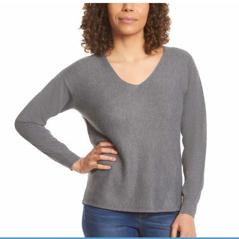 NWT Ribbed Ella Moss Gray V-Neck Sweater